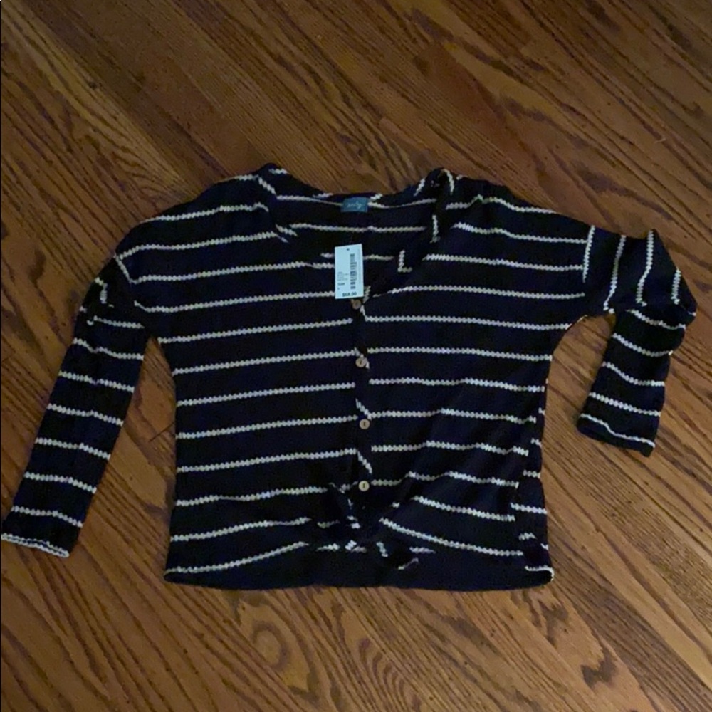Neely (SOUTH MOON UNDER) NWT long sleeve